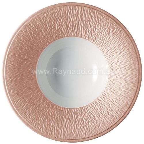 Picture of Deep plate with engraved rim, Minéral Irisé, copper (COPPER)